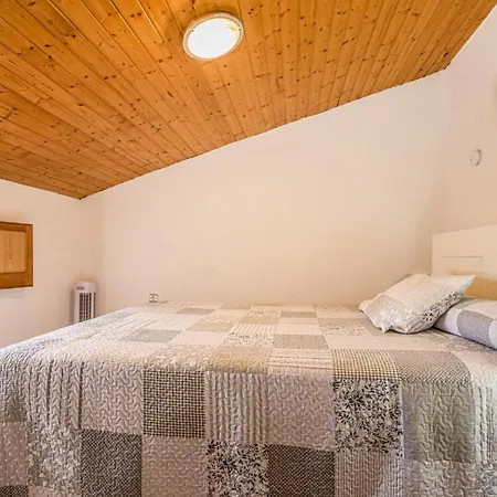 Awesome In Riells I Viabrea With Wifi Holiday home *