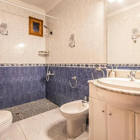 Awesome In Riells I Viabrea With Wifi Holiday home *